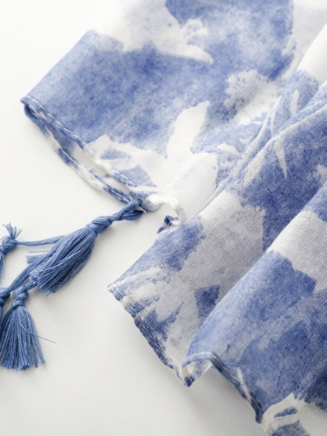 Scarvii - Vintage Floral Print Scarf - Soft & Fresh