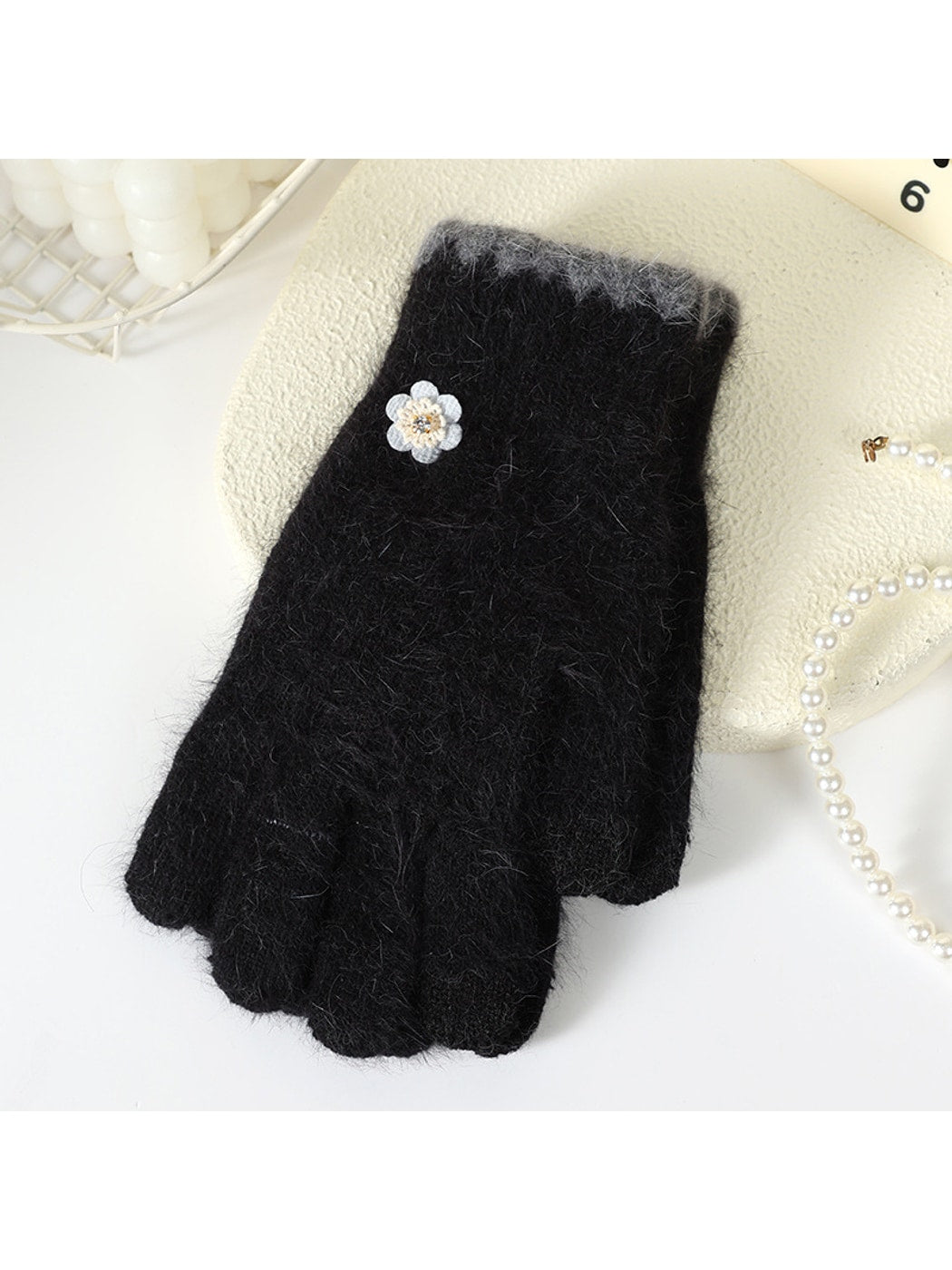 Gloving - Floral Accent Fuzzy Knit Winter Gloves