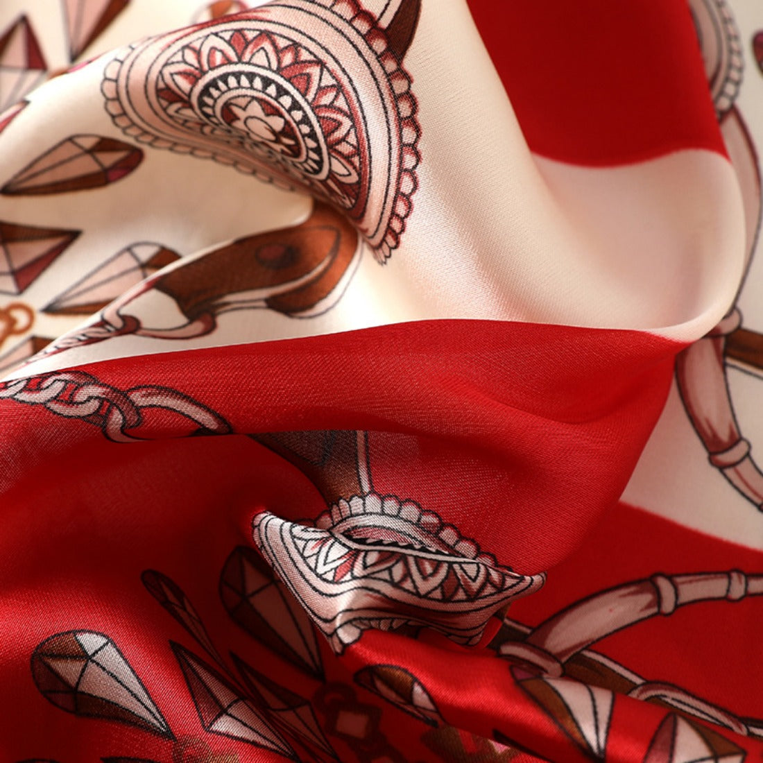Scarvii - Diamond Chain Print Square Scarf