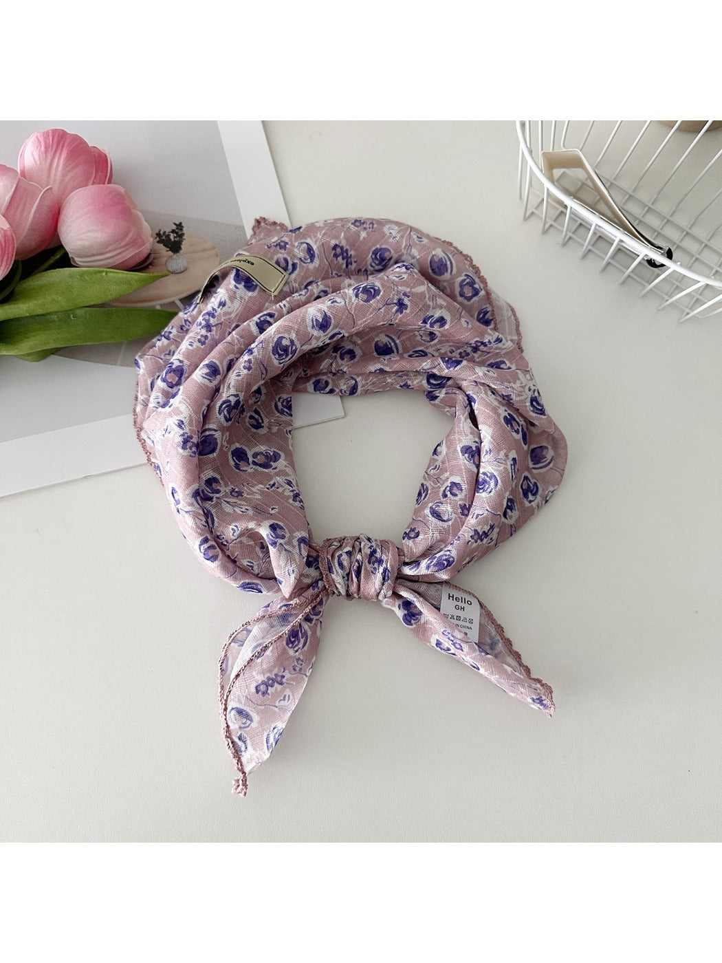 Scarvii - Vintage Floral Print Square Scarf