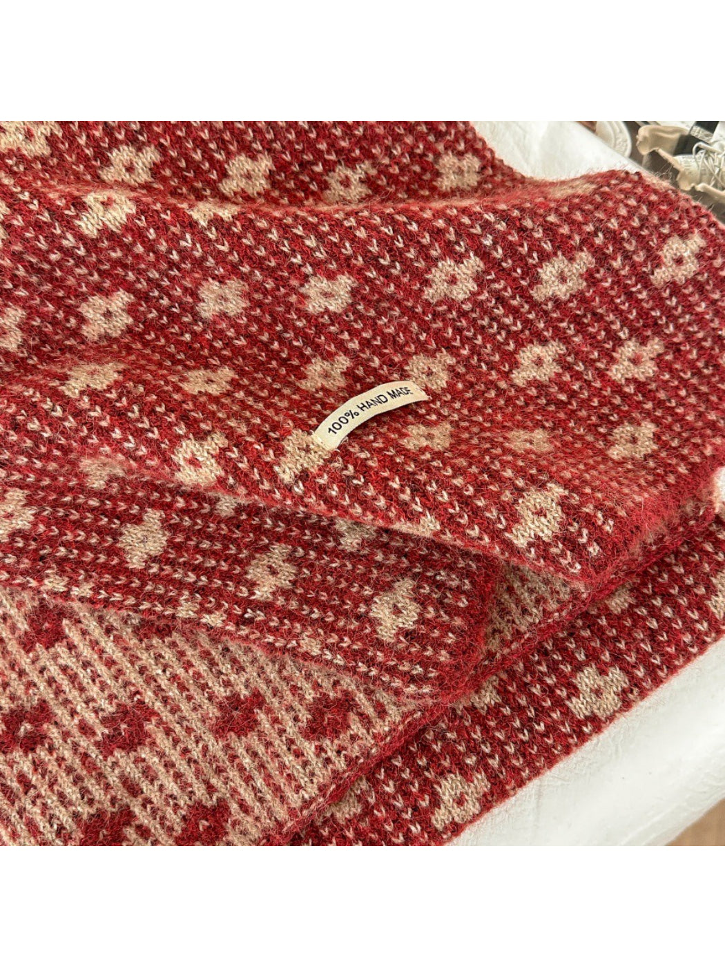 Scarvii – Cozy Tiny Flower Knit Scarf