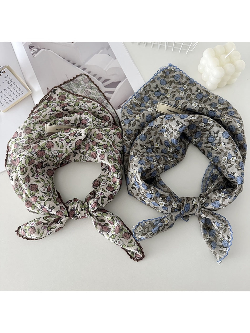 Scarvii - Vintage Floral Print Square Scarf