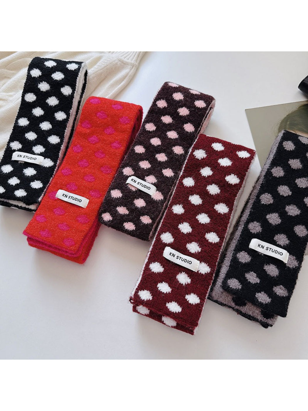 Scarvii - Reversible Soft Dot Scarf