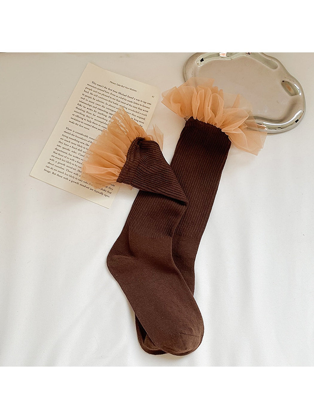 Rufia - Sweet Ruffle Trim Casual Crew Socks
