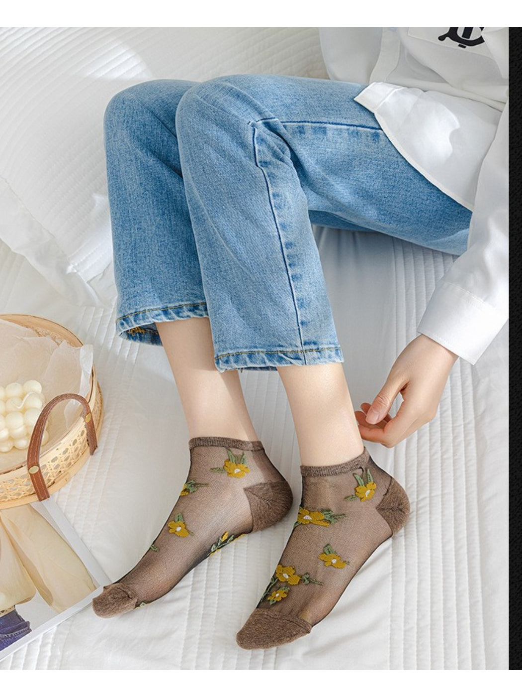 Rufia - Vintage Floral Sheer Crew Socks