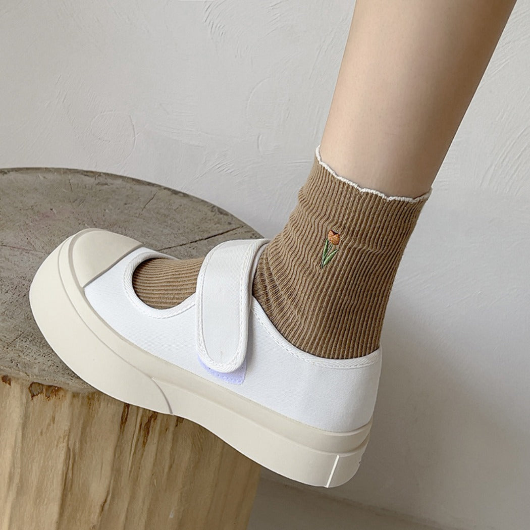 Rufia - Solid-Color Floral Tulip Socks - Sweet & Classic