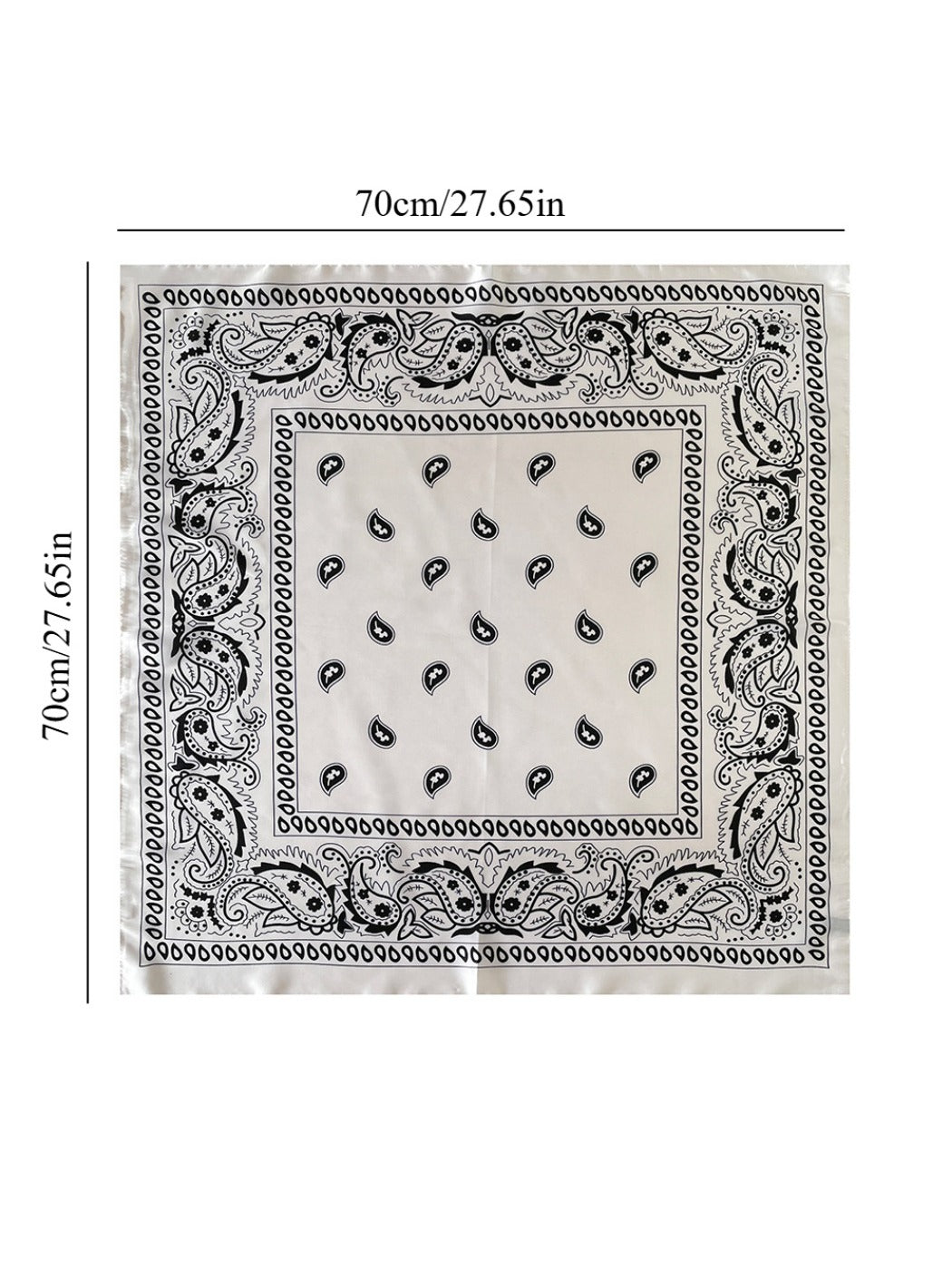 Scarvii - Vintage Paisley Scarf - A stylish and versatile scarf
