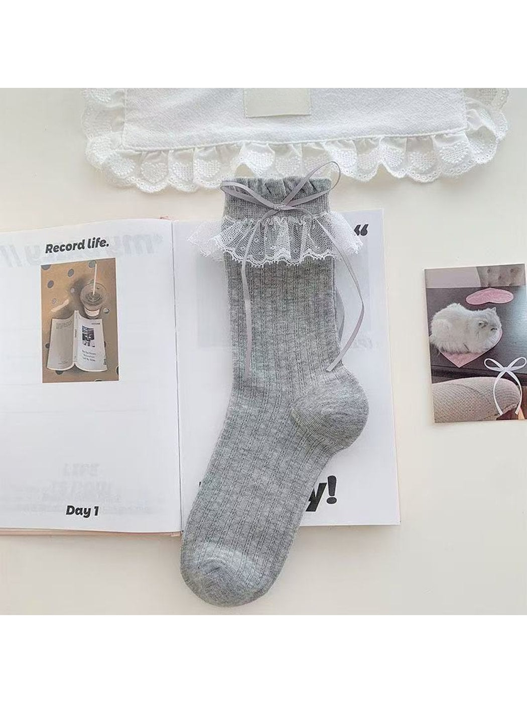 Rufia - Solid Color Lace Trim Casual Crew Socks