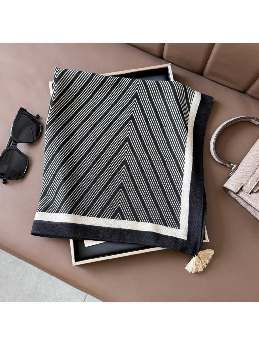 Scarvii - Graphic Line Printed Square Scarf