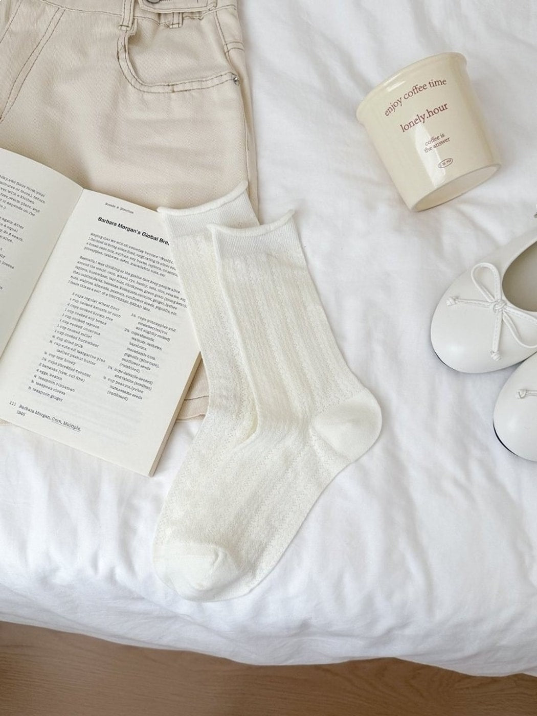 Rufia - Simple Solid Color Women's Crew Socks