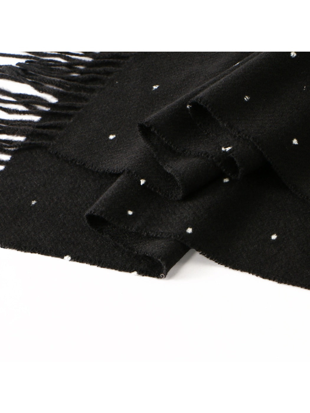Scarvii - Polka Dots Tassel Winter Scarf