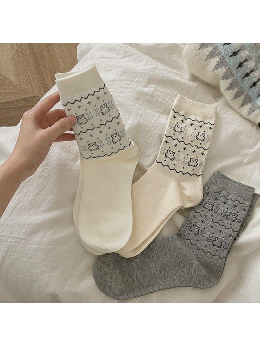 Rufia - Sweet Bear Heart Pattern Crew Socks product image 2