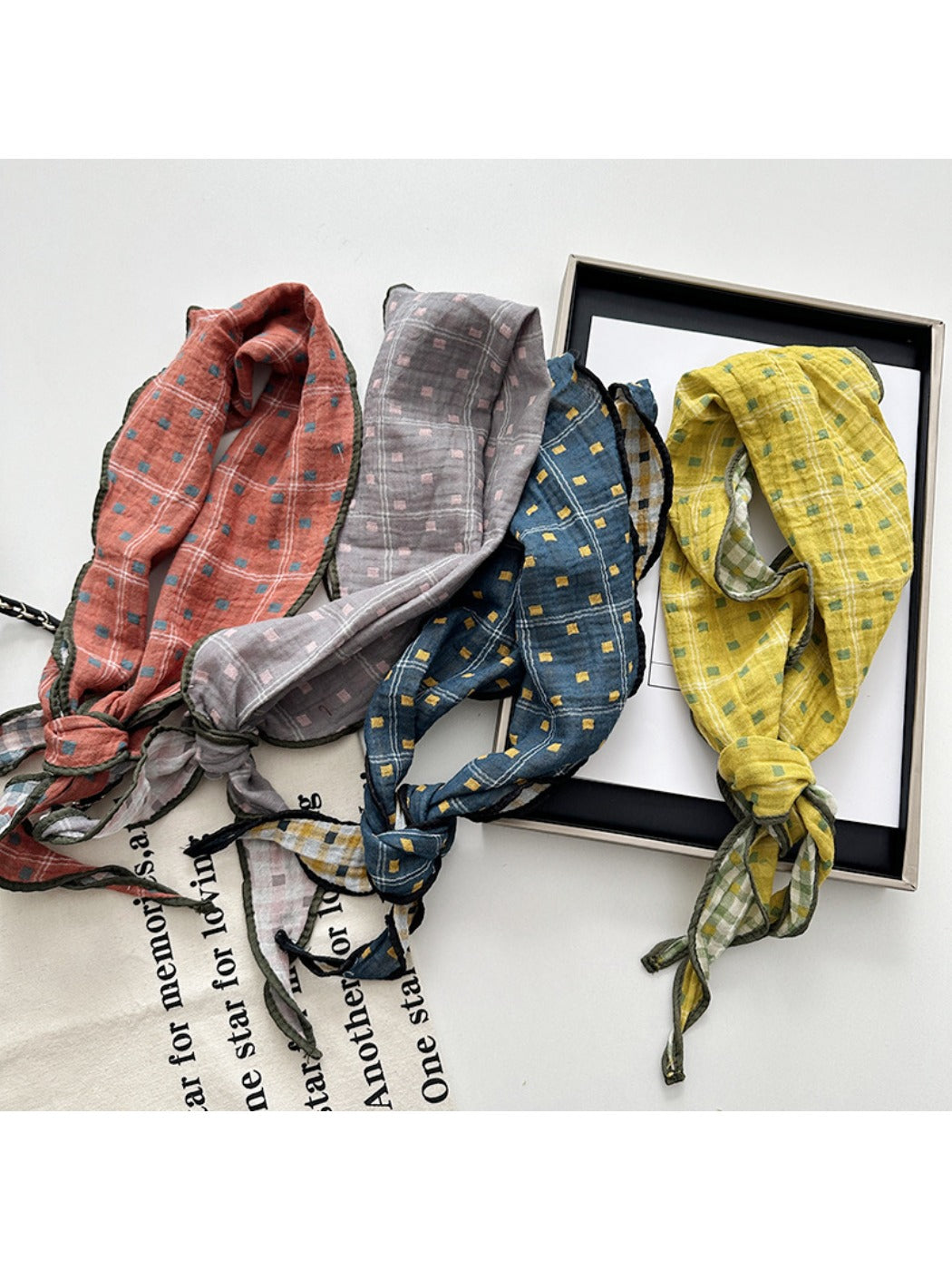 Scarvii - Plaid Diamond Pattern Scarf Headband