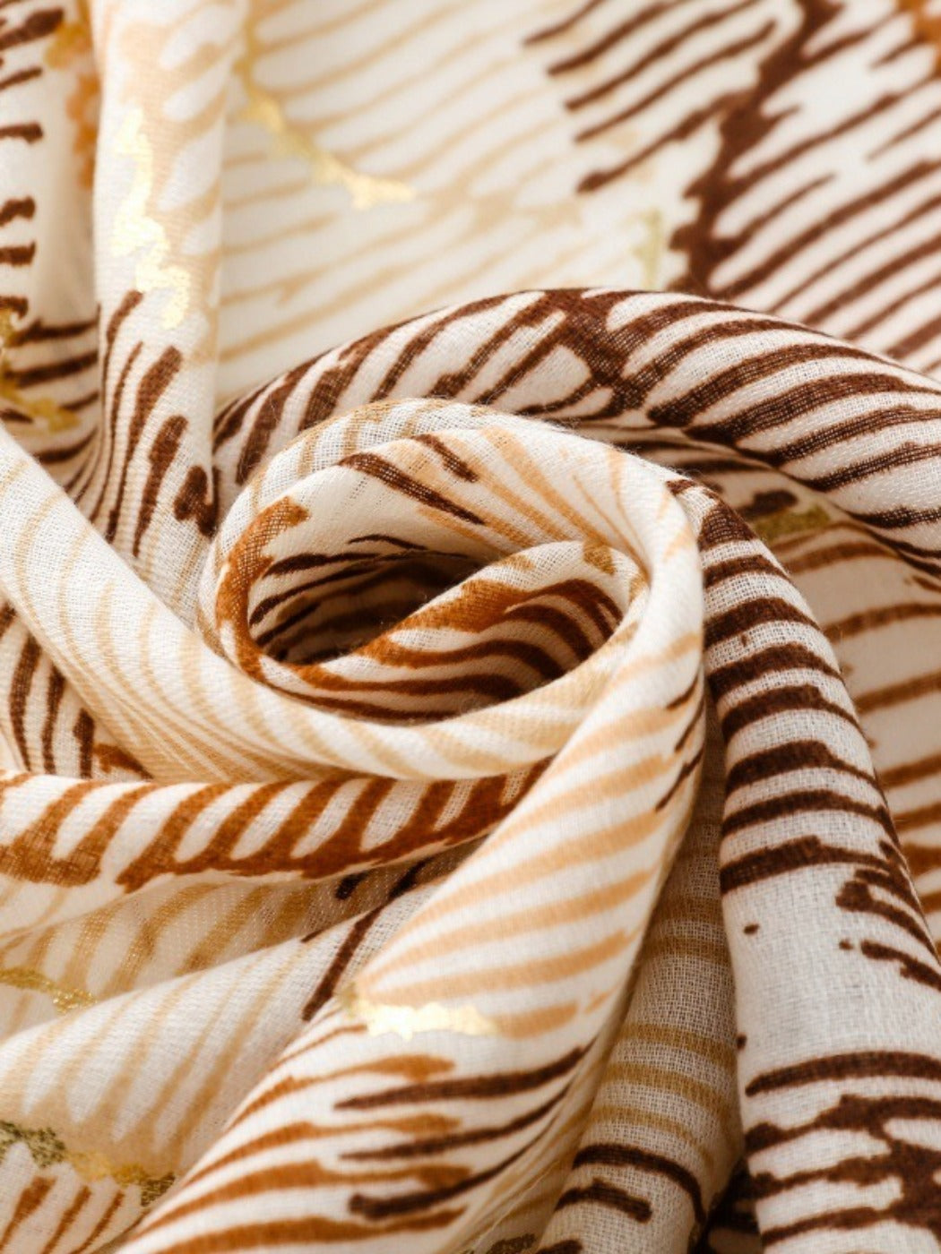 Scarvii - Unique Line-Floral Print Scarf