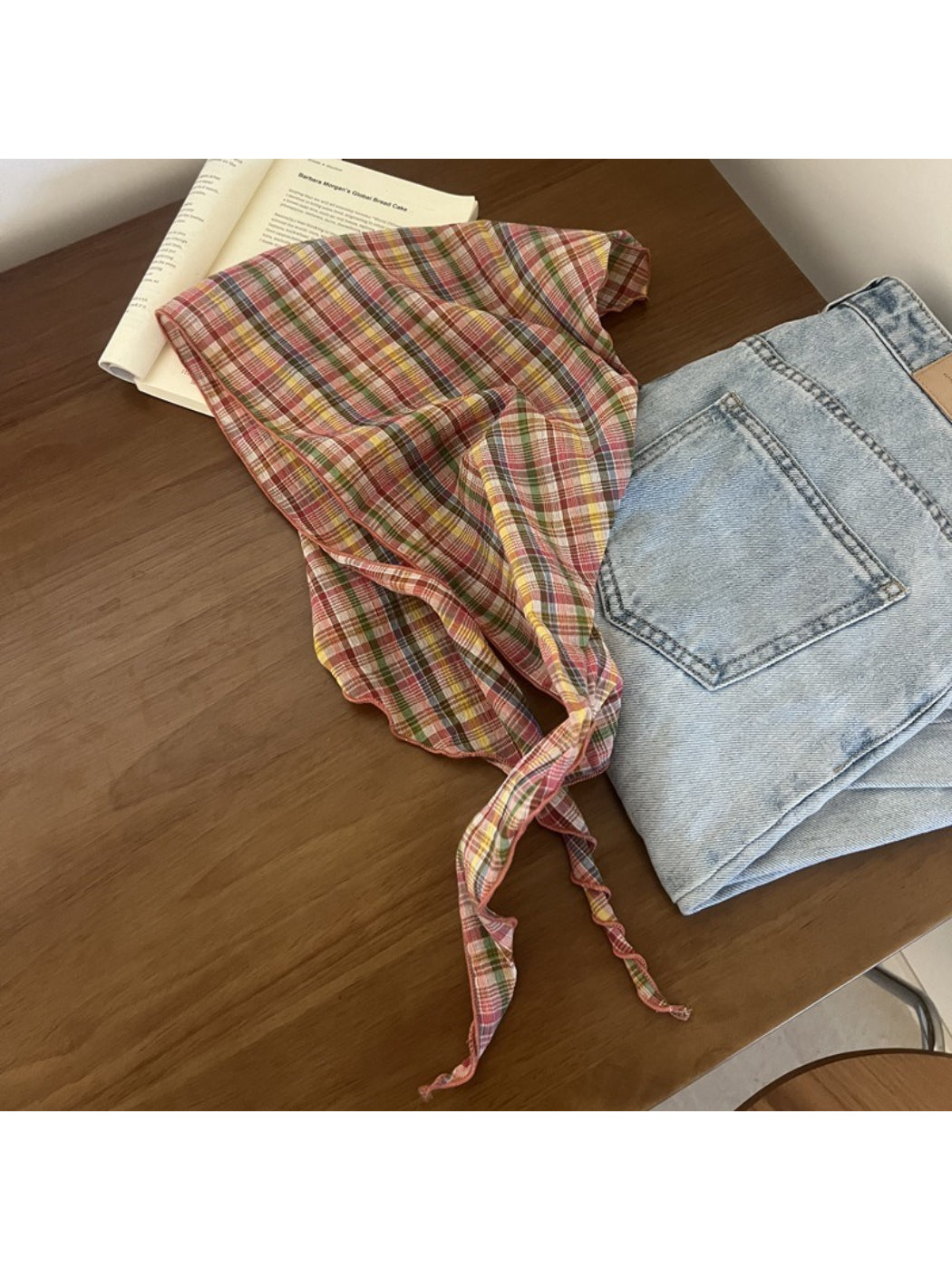 Scarvii - Soft Check Pattern Triangle Scarf