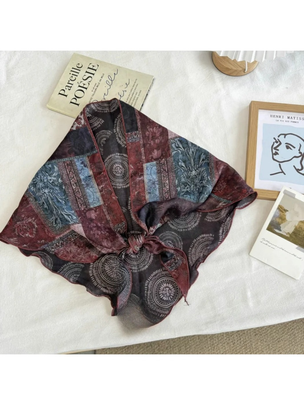 Scarvii - Vintage Patchwork Print Triangle Scarf