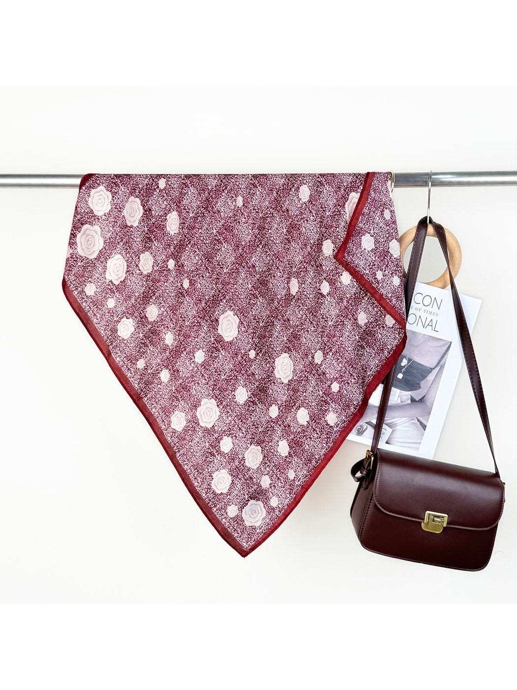 Scarvii - Retro Rose Pattern Fashion Square Scarf