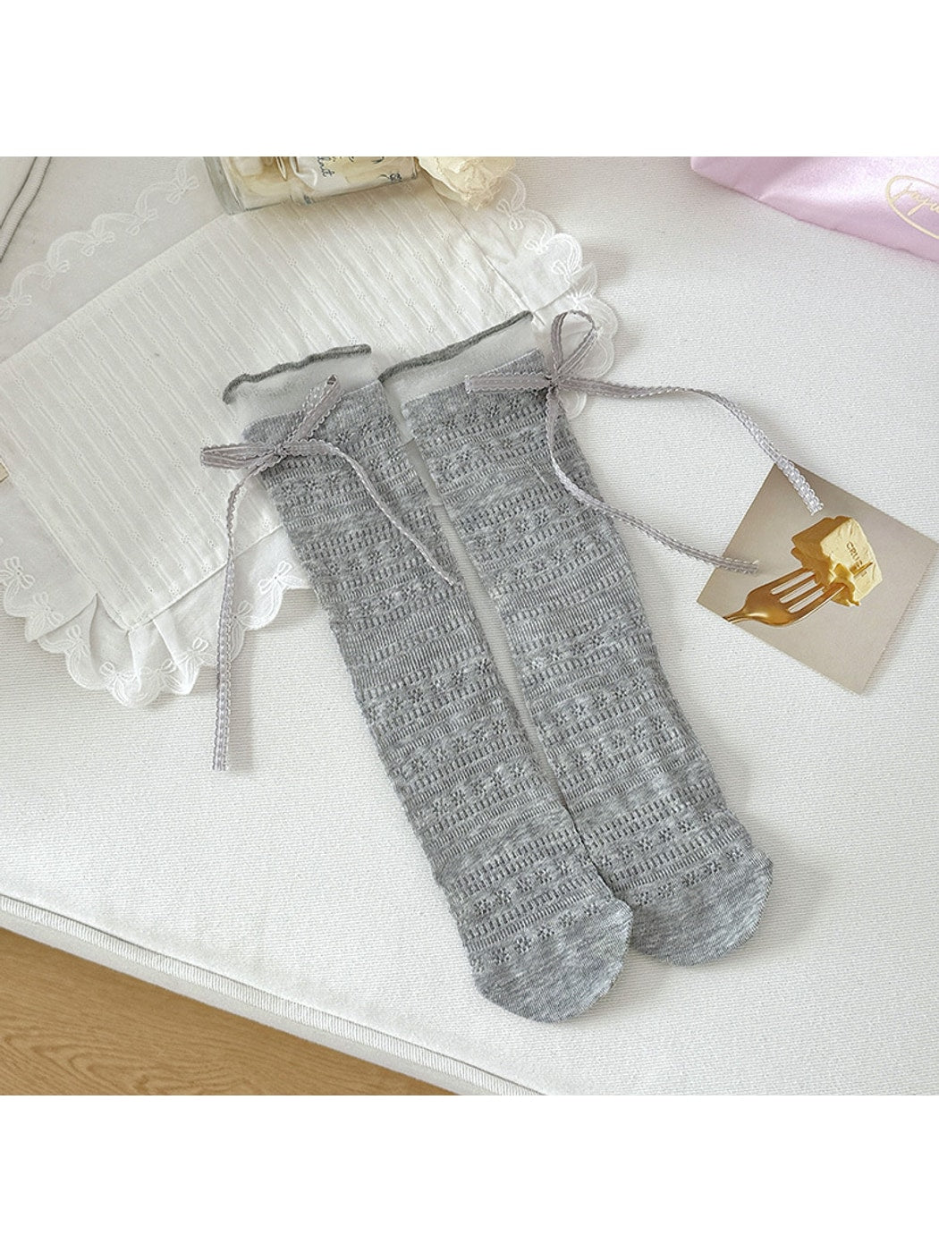 Rufia - Sweet Bow Lace Trim Solid Color Crew Socks