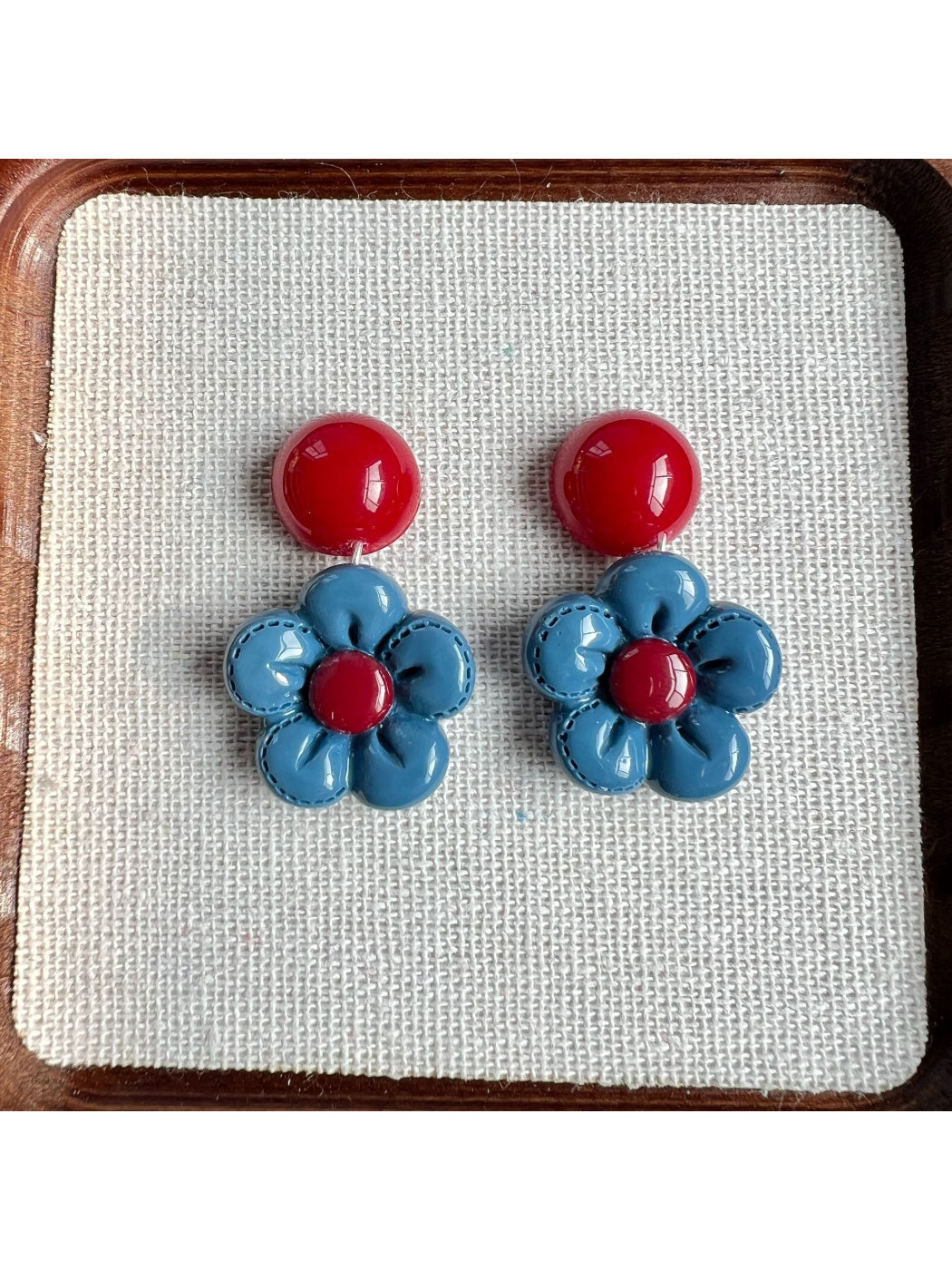 Earwish - Color Pop Daisy Earrings