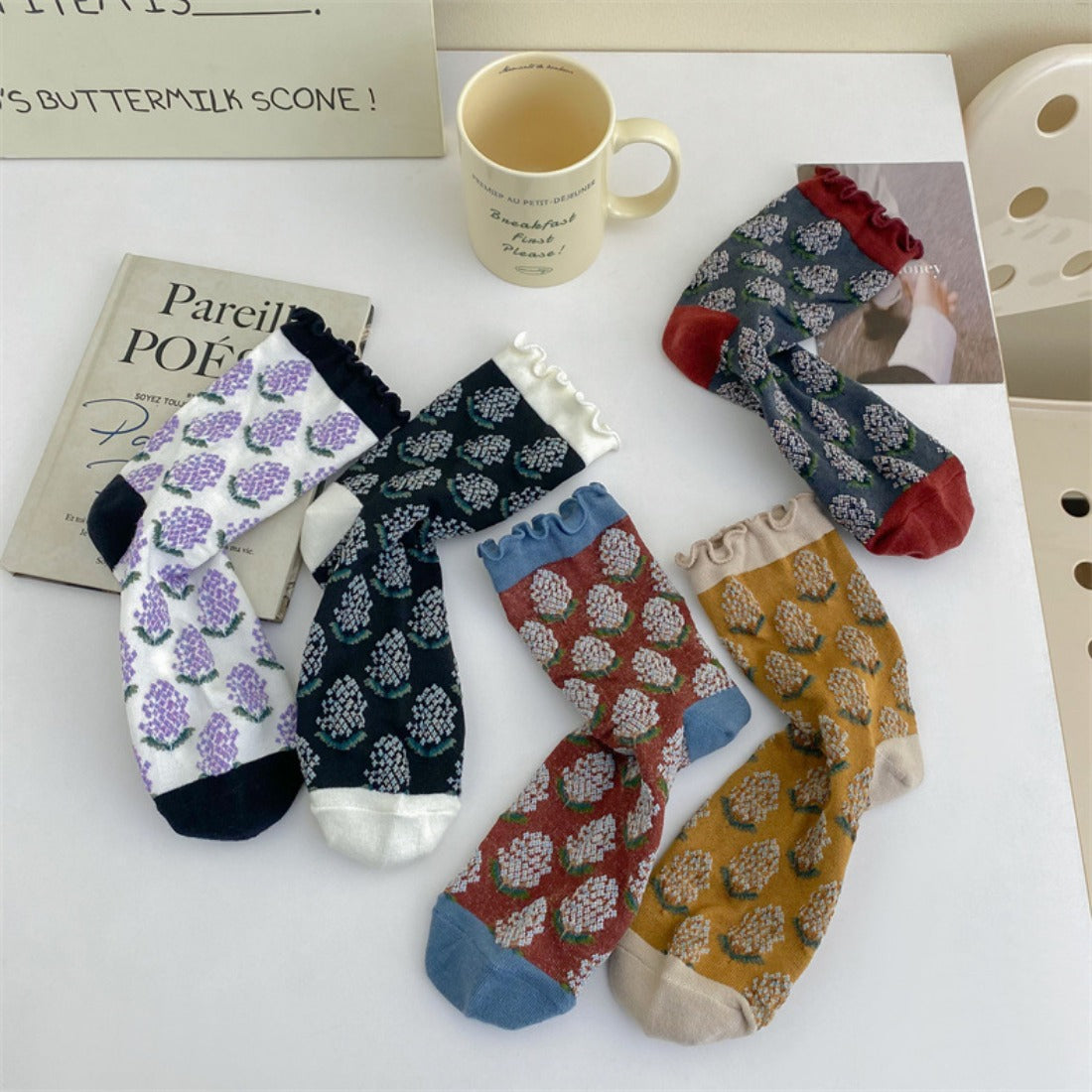 Rufia - Embossed Wheat Ear Pattern Ruffle Mid-Calf Socks