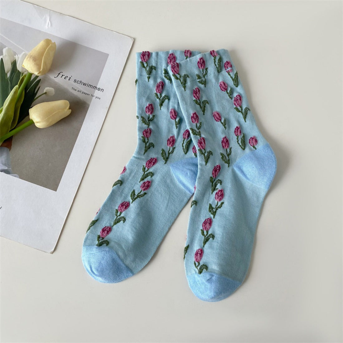 Rufia - Embossed Tulip Pattern Mid-Calf Socks
