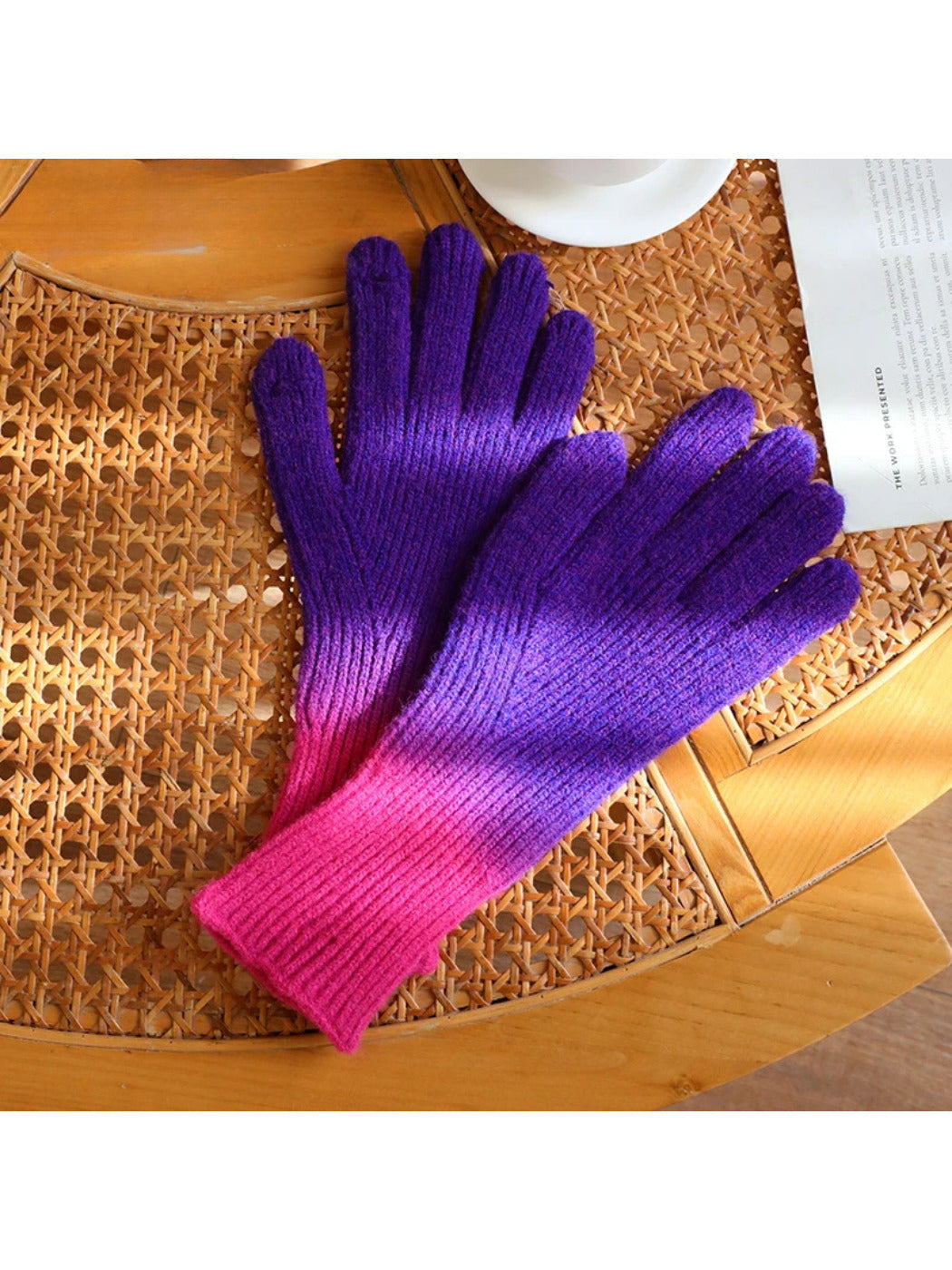 Gloving - Gradient Ribbed Knit Gloves