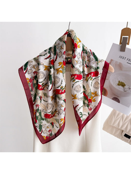 Scarvii - Square Scarf with Feather & Floral Print