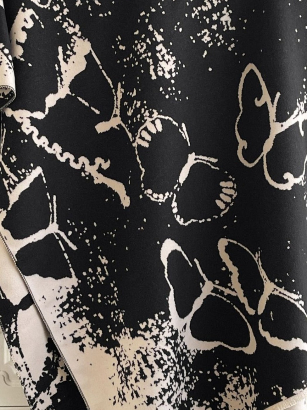 Scarvii - Butterfly Print Scarf & Shawl