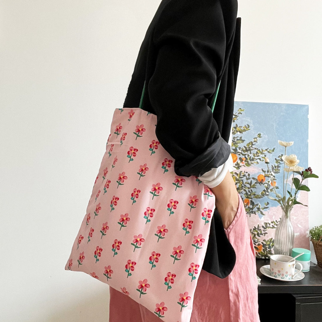 Cosbai pink floral everyday tote bag angled view highlighting shape