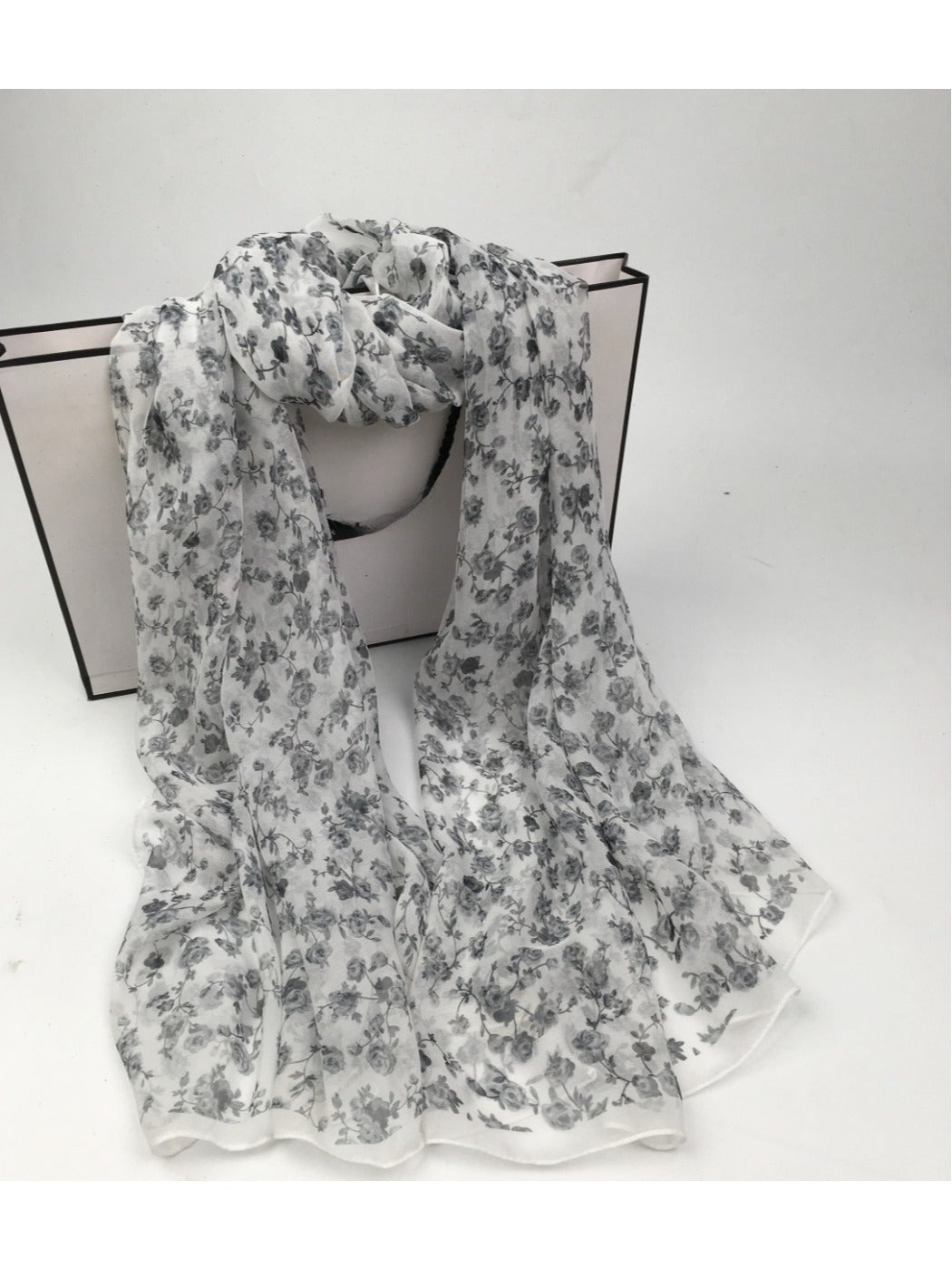 Scarvii - Women's Floral Patterned Scarf - Versatile & Stylish