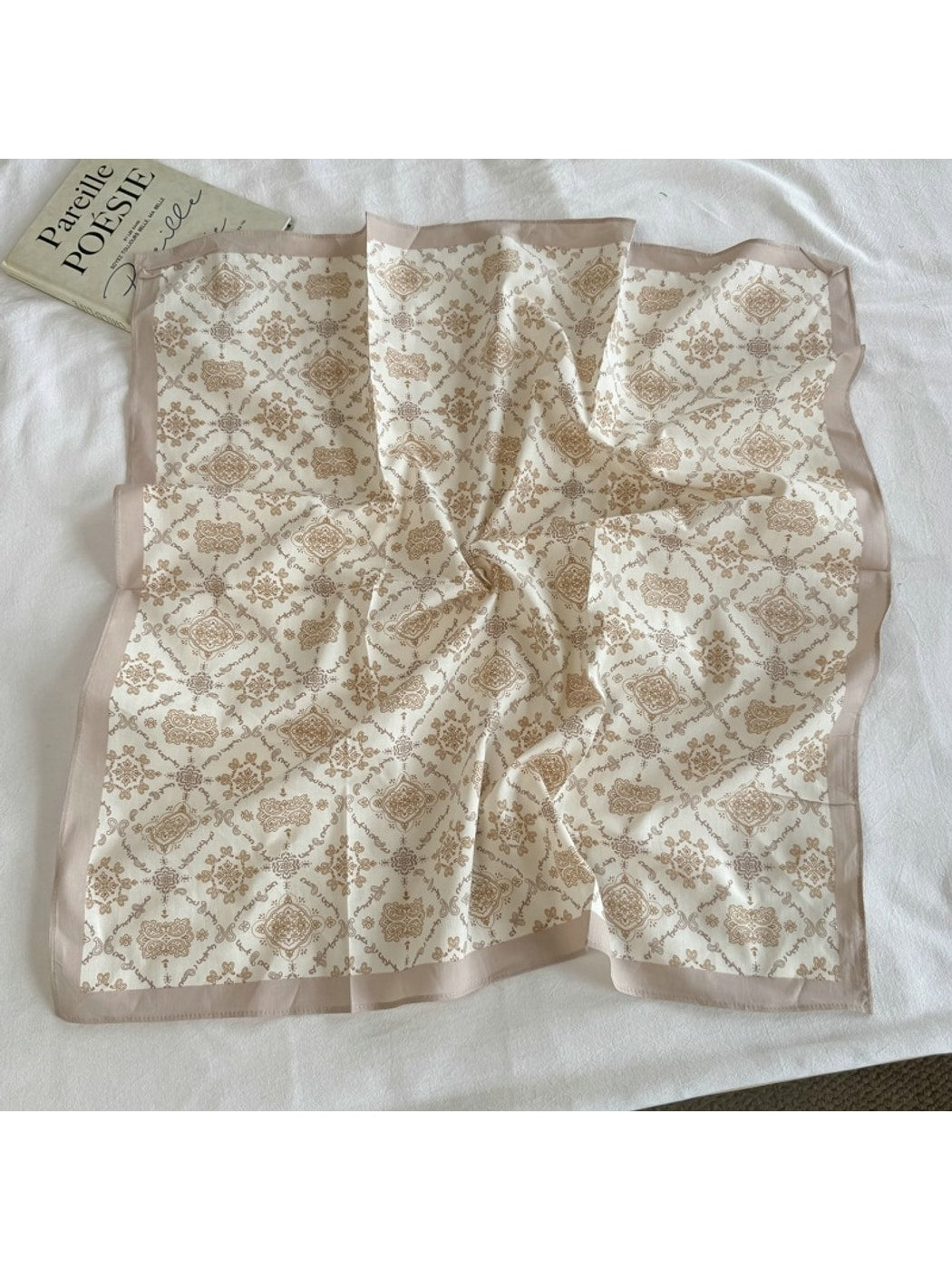 Scarvii - Floral Print Patterned Everyday Square Scarf