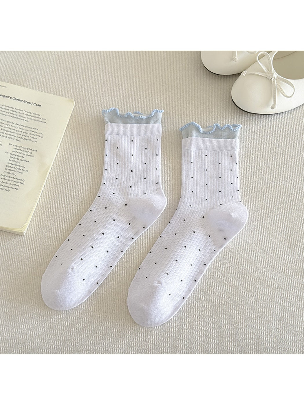 Rufia - Polka Dot Contrast Cuff Casual Crew Socks