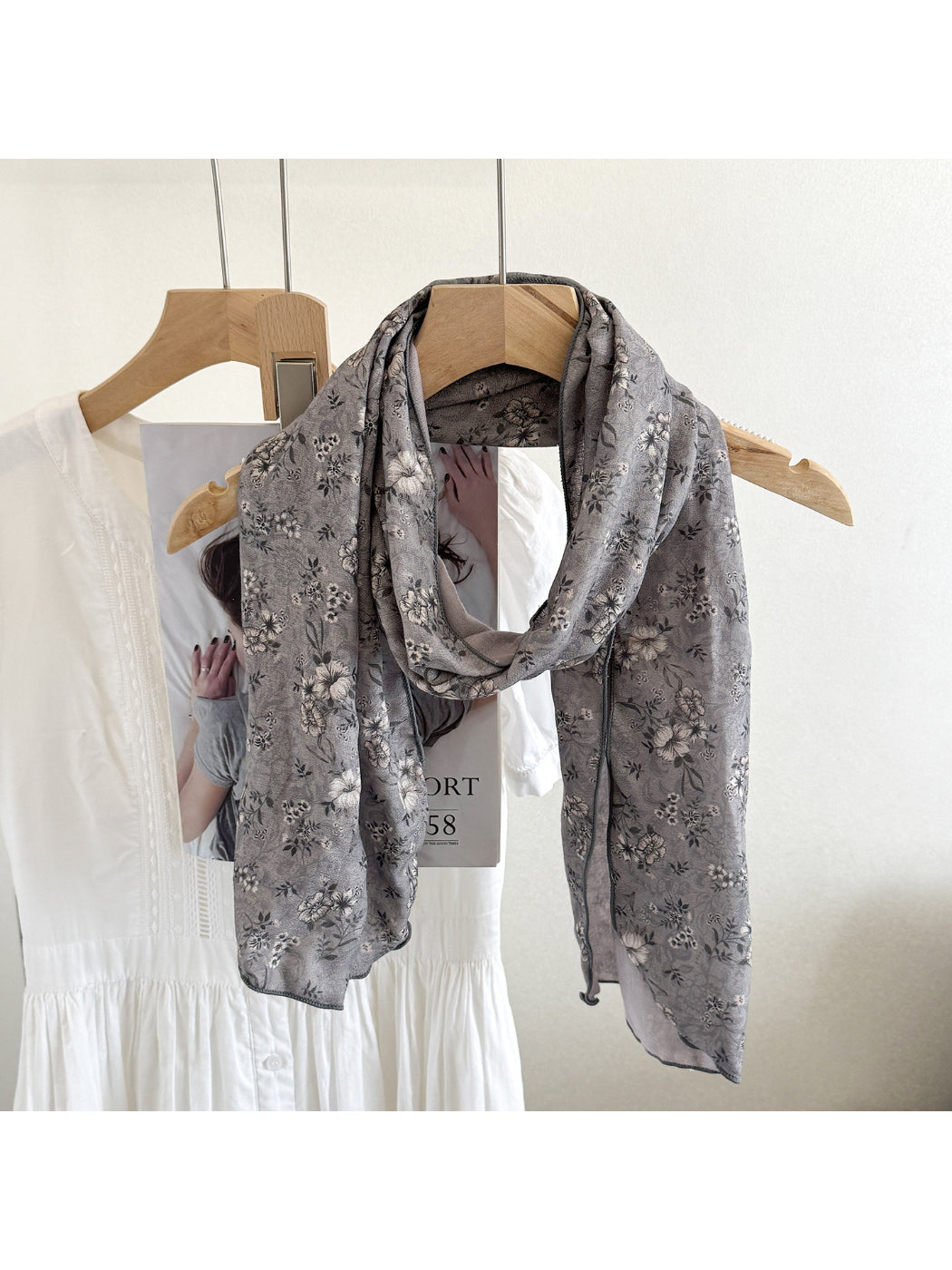 Scarvii - Floral Print Long Scarf