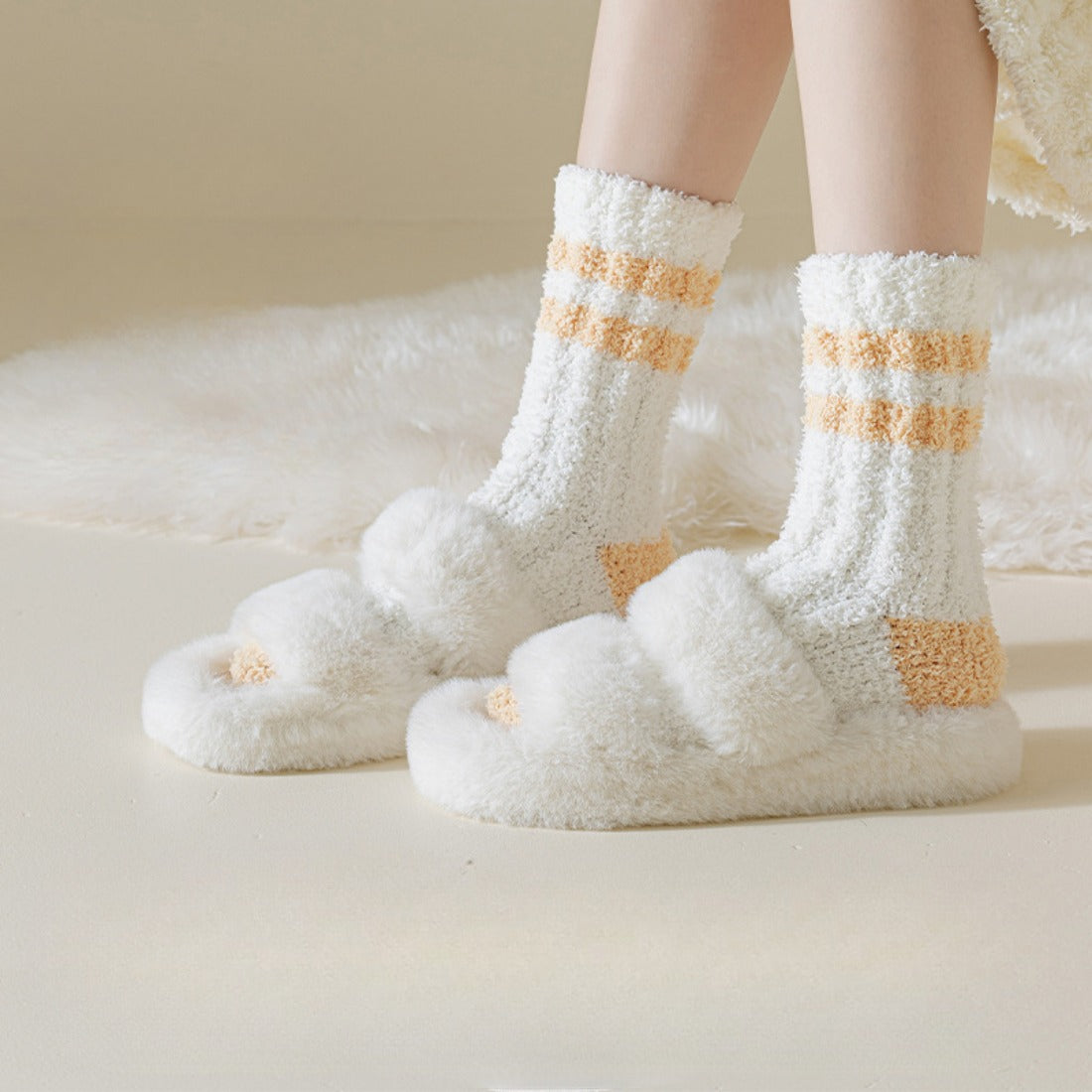Rufia - Colorful Lace Pattern Towel Socks