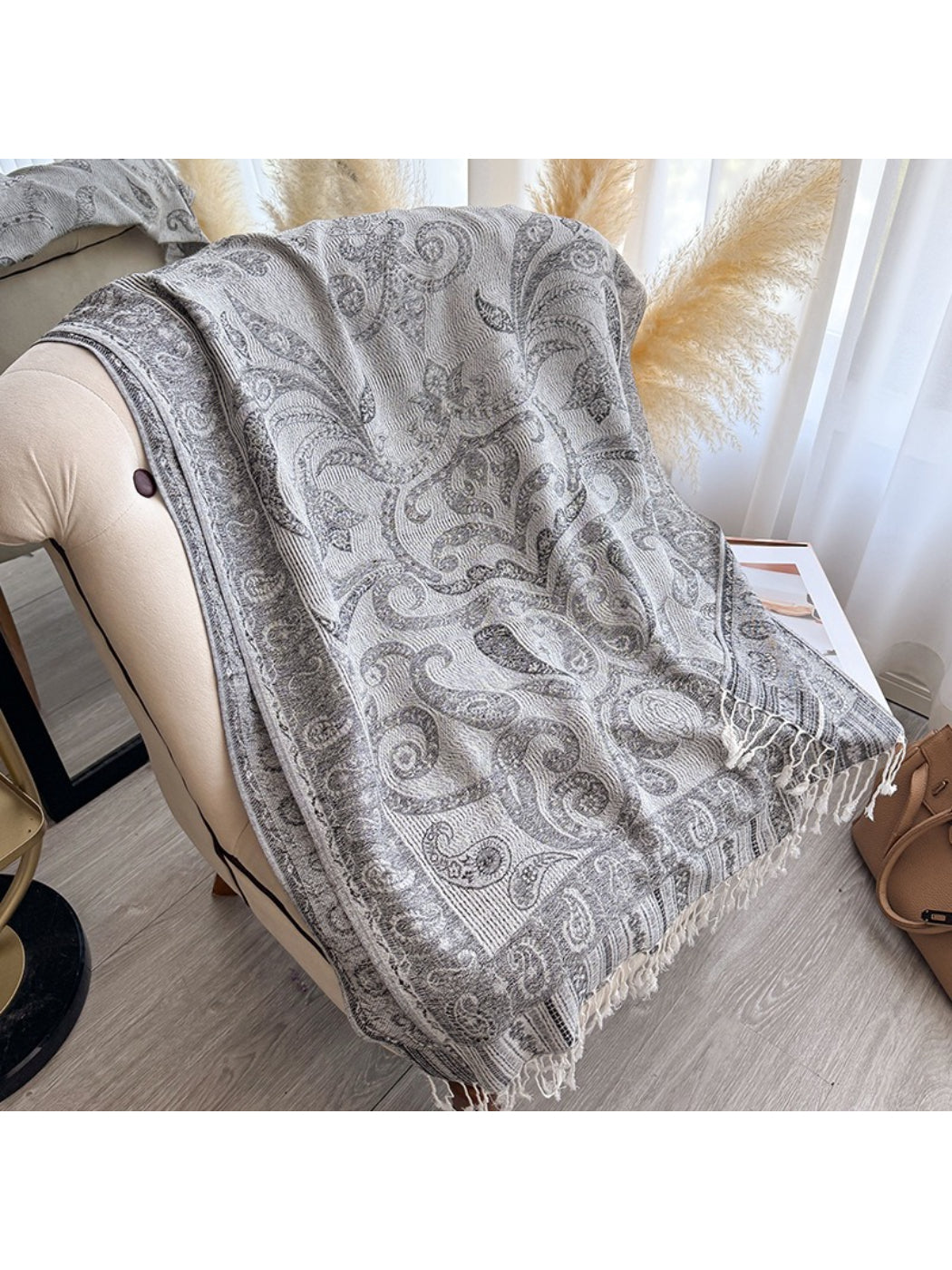 Scarvii - Elegant Paisley Fringe Scarf