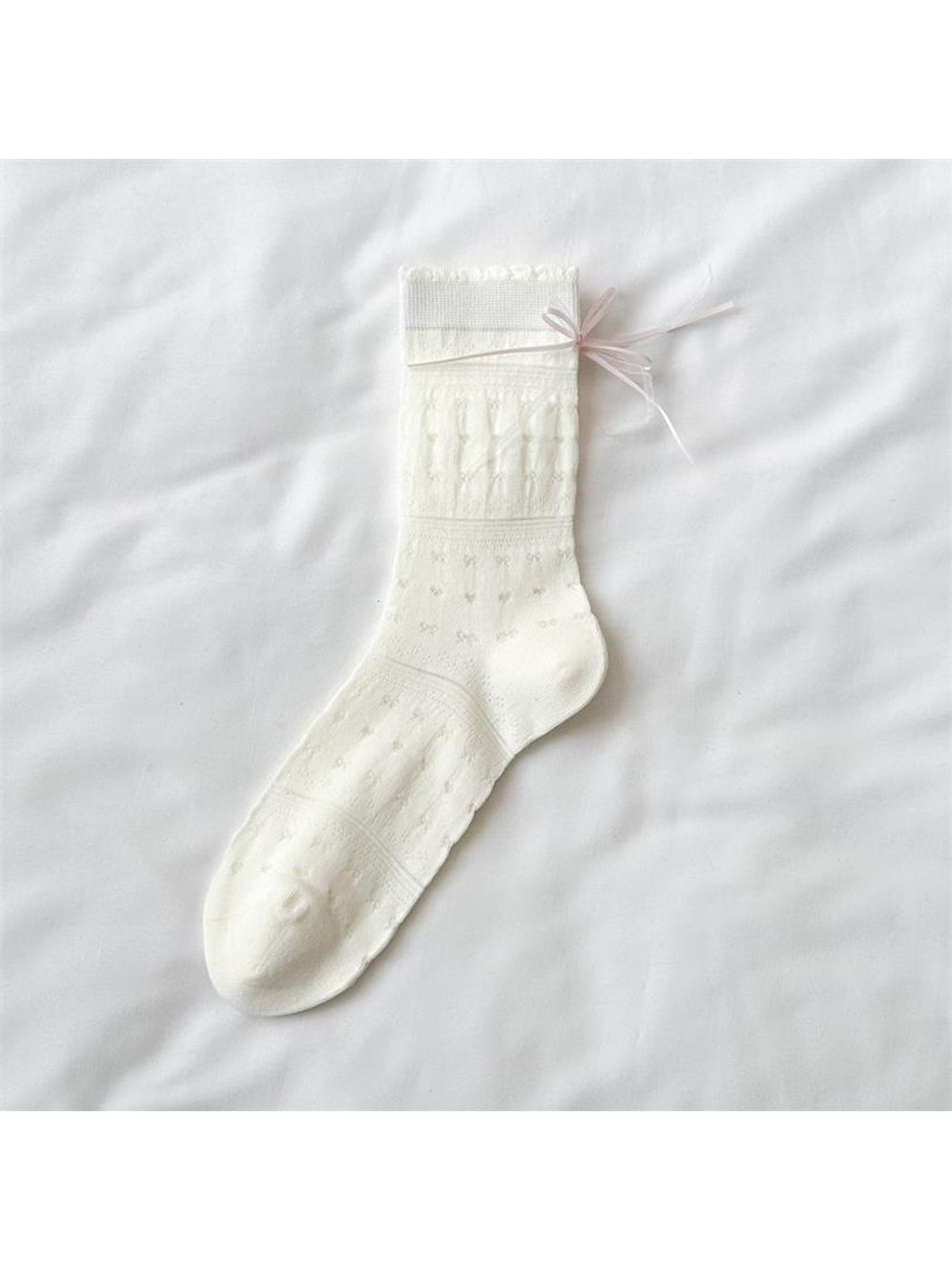 Rufia - Hearts and Bow Embossing Crew Socks