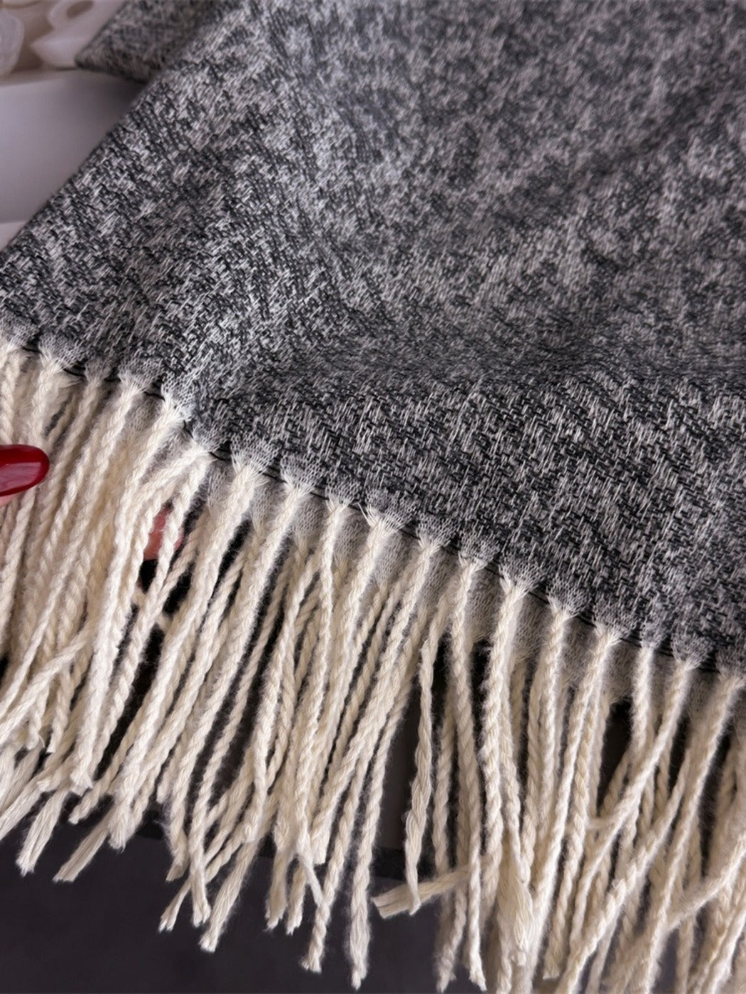 Scarvii - Color-Block Textured Fringe Scarf – Warm & Stylish