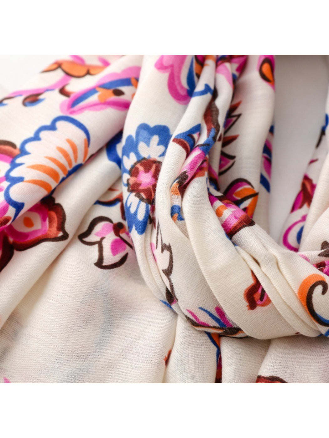 Scarvii - Bold Floral Motif Detail Scarf