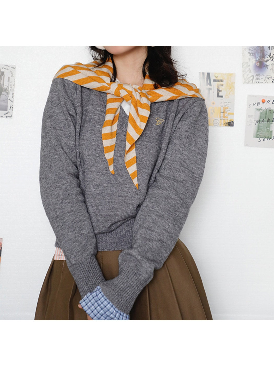 Scarvii - Retro Striped Knit Triangle Scarf