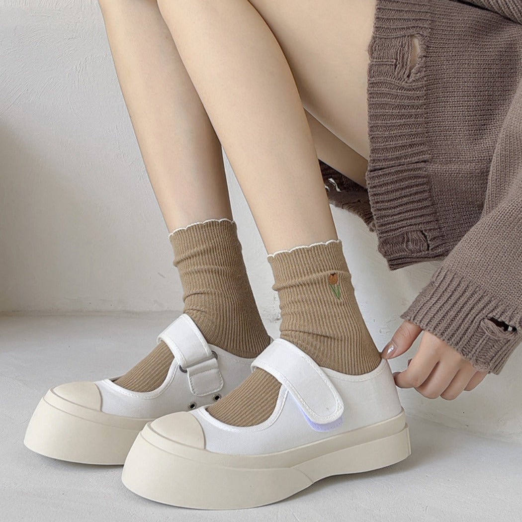 Rufia - Solid-Color Floral Tulip Socks - Sweet & Classic