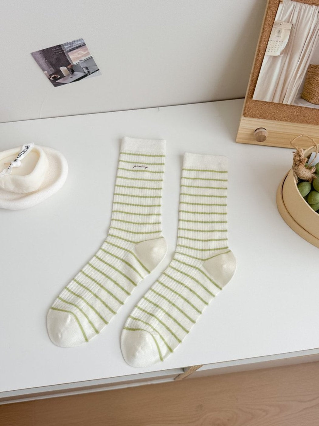 Rufia - Women's Sporty Striped Crew Socks