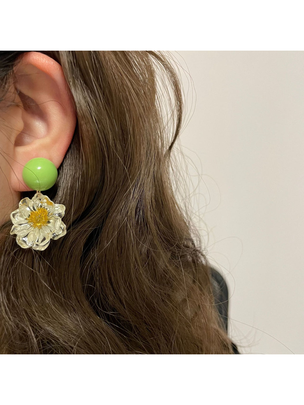 Earwish - Daisy Flower Drop Earrings