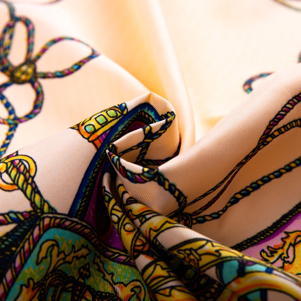Scarvii - Vintage Print Square Scarf for Stylish Outfits