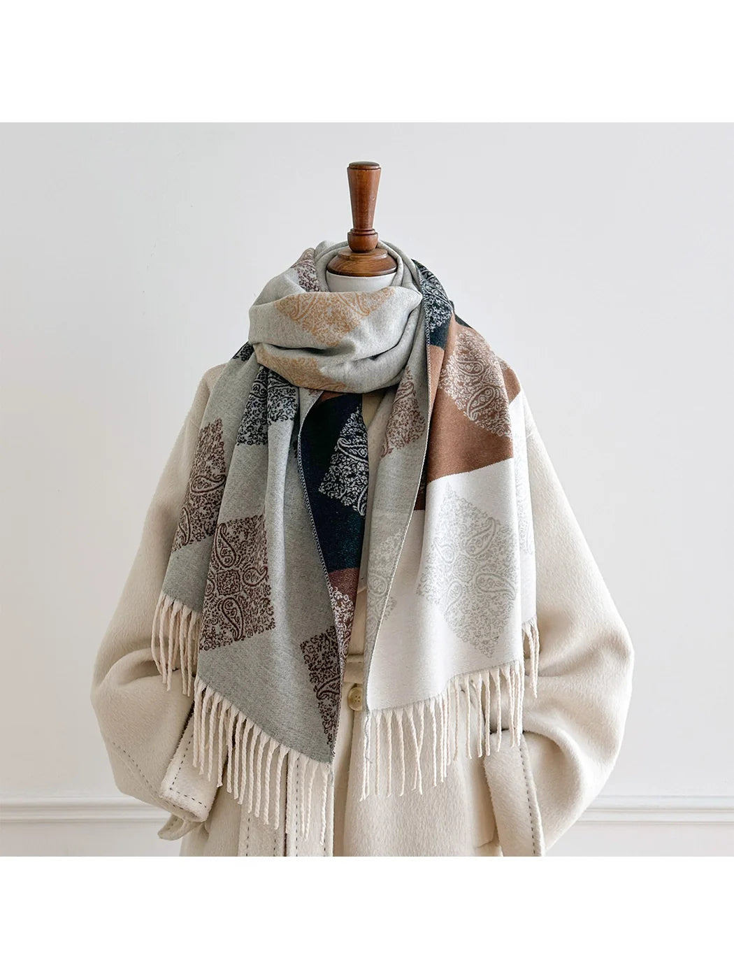 Scarvii - Diamond Paisley Twisted Fringe Scarf
