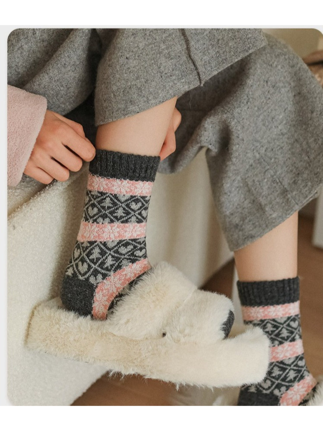 Rufia - Nordic Heart Pattern Crew Socks