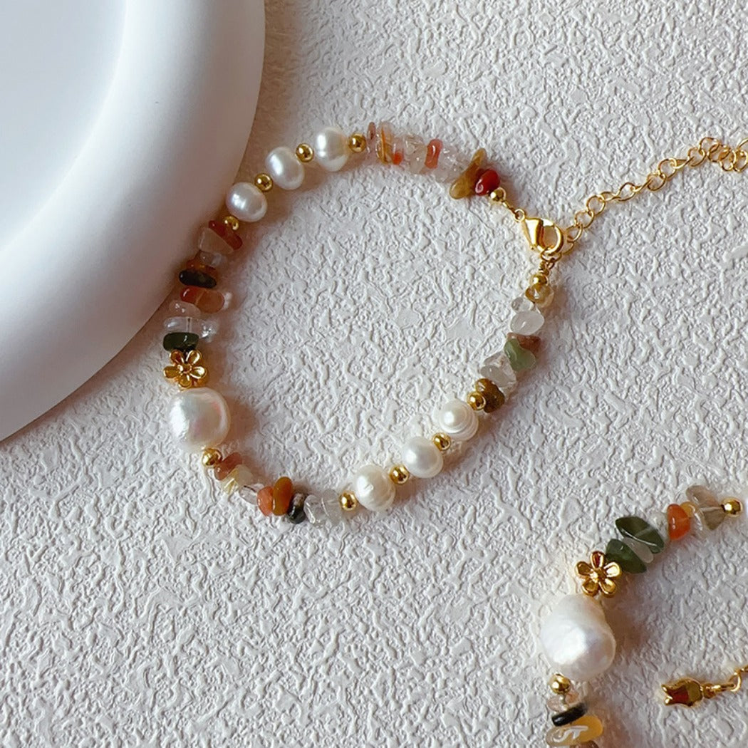 Bauai - Colored Gemstone Bracelet - Playful Charm