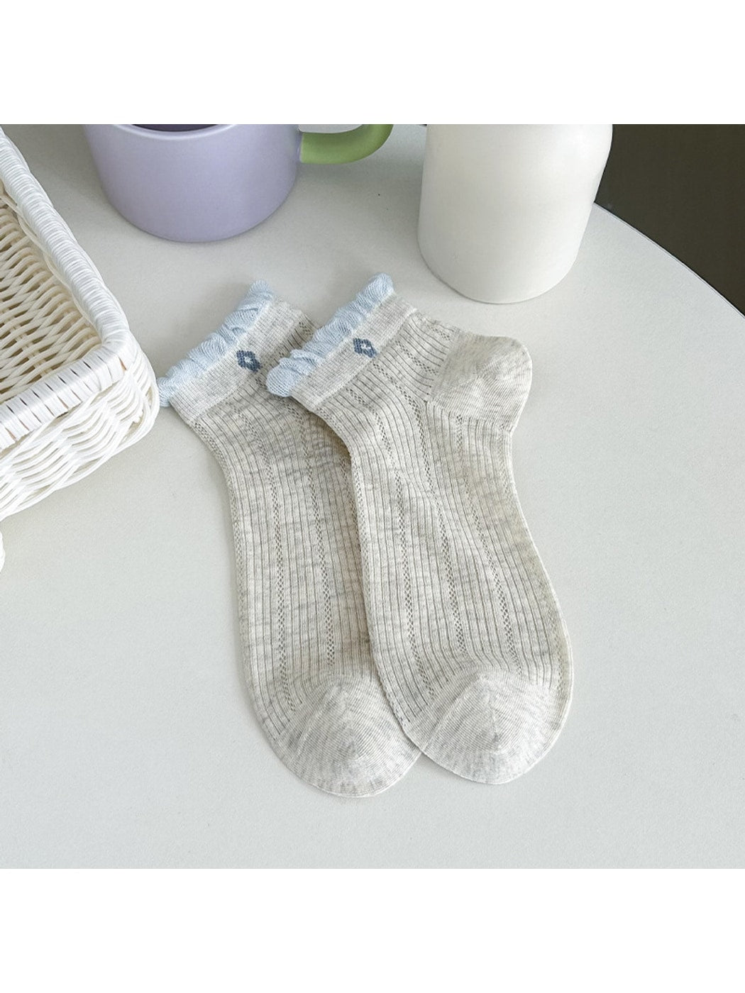 Rufia - Sweet Ruffle Trim Women's Ankle Socks