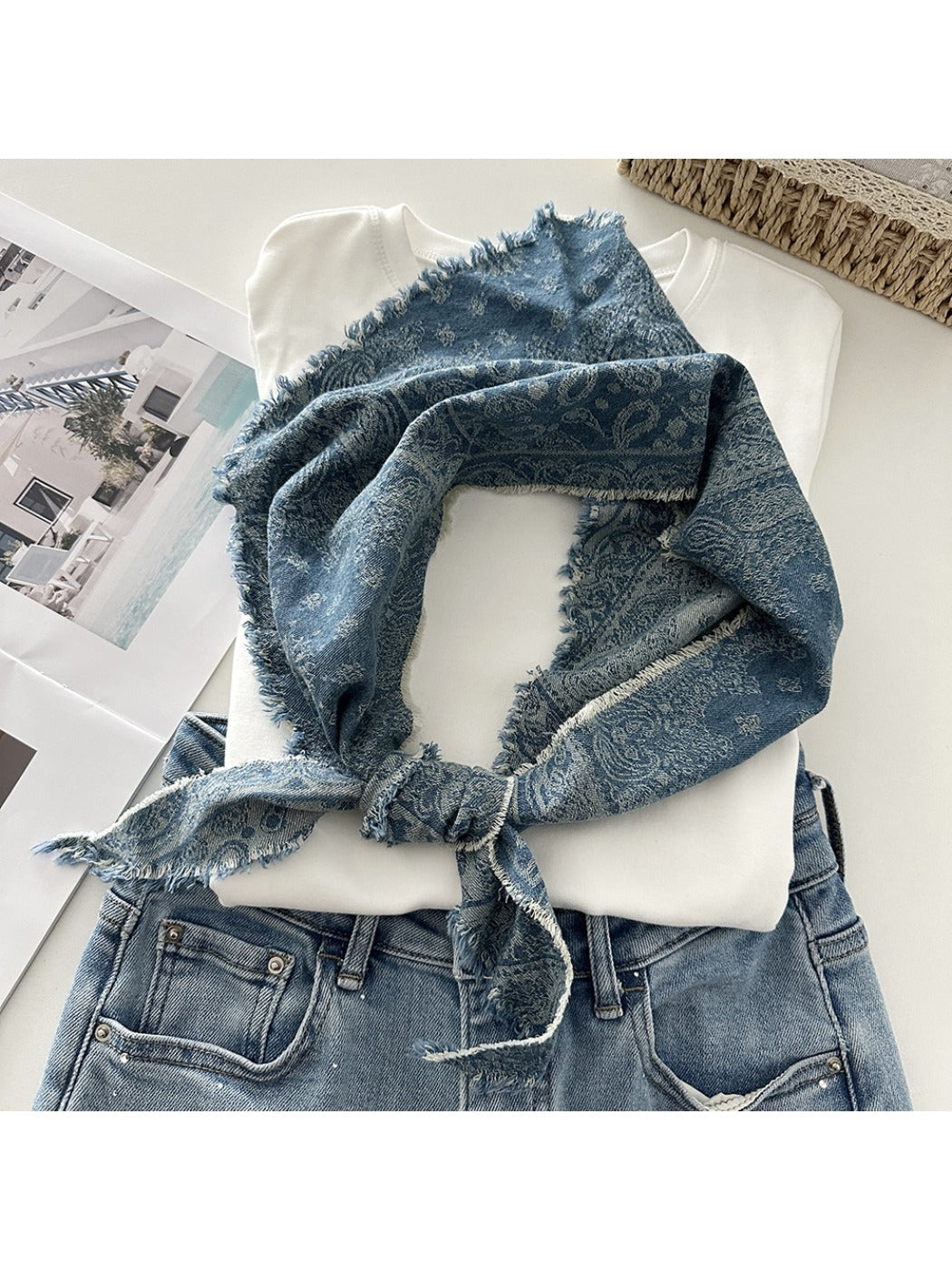 Scarvii - Unisex Vintage Frayed Triangle Scarf