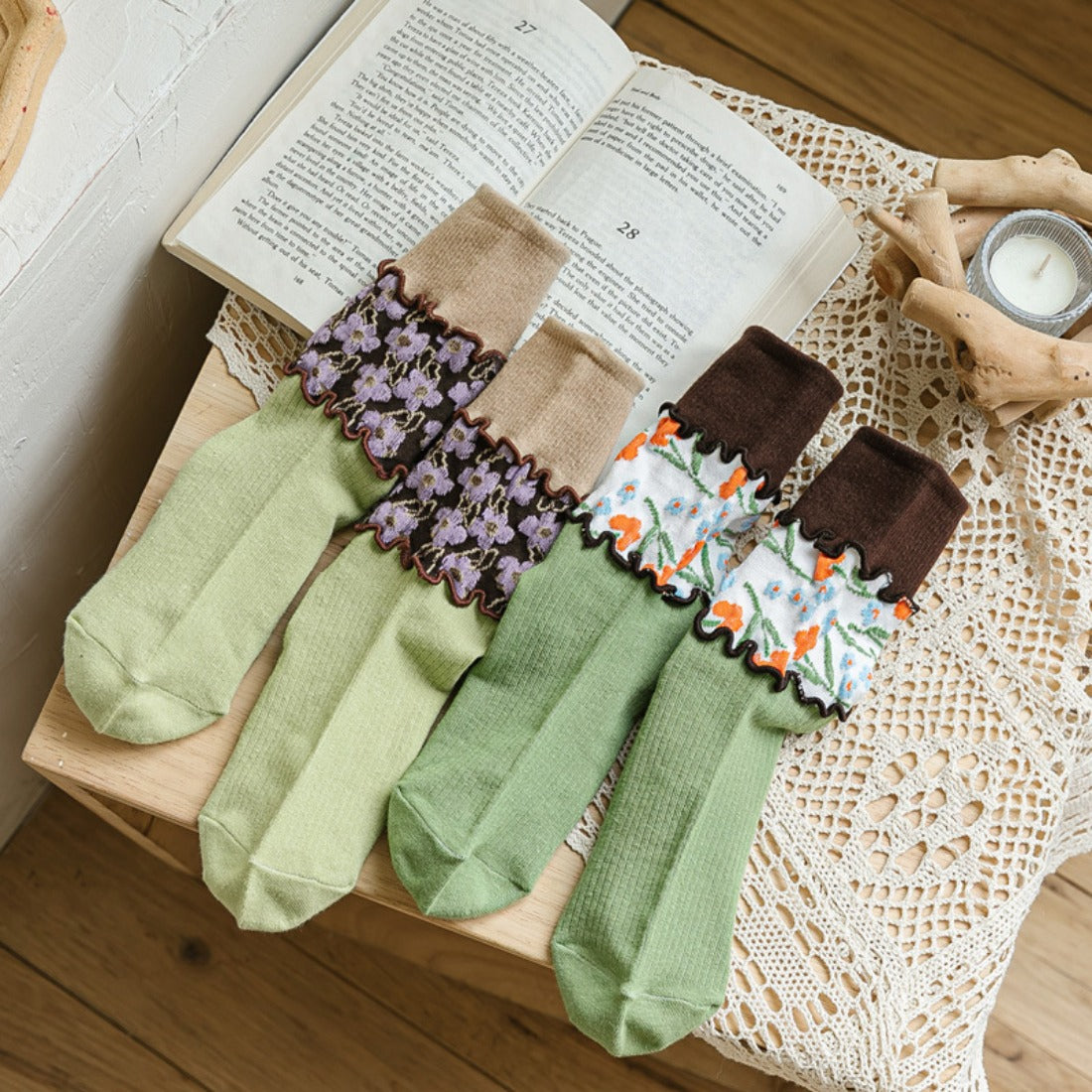 Rufia - Color Block Lace Trim Mid-Calf Socks