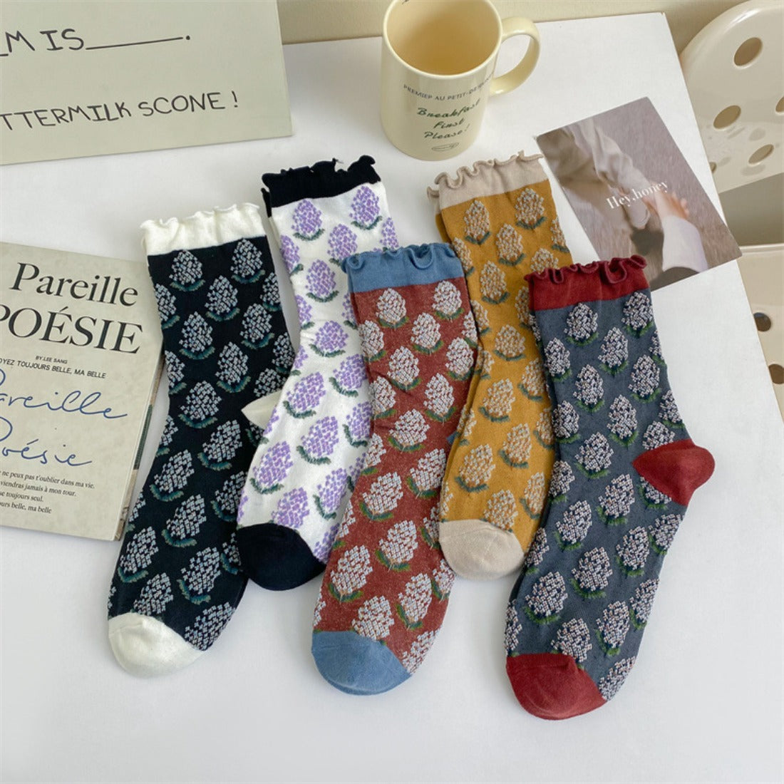 Rufia - Embossed Wheat Ear Pattern Ruffle Mid-Calf Socks